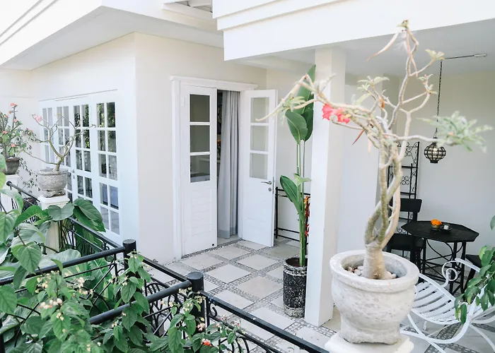 Kresna By The Sea By Kresna Hospitality Hotel Seminyak